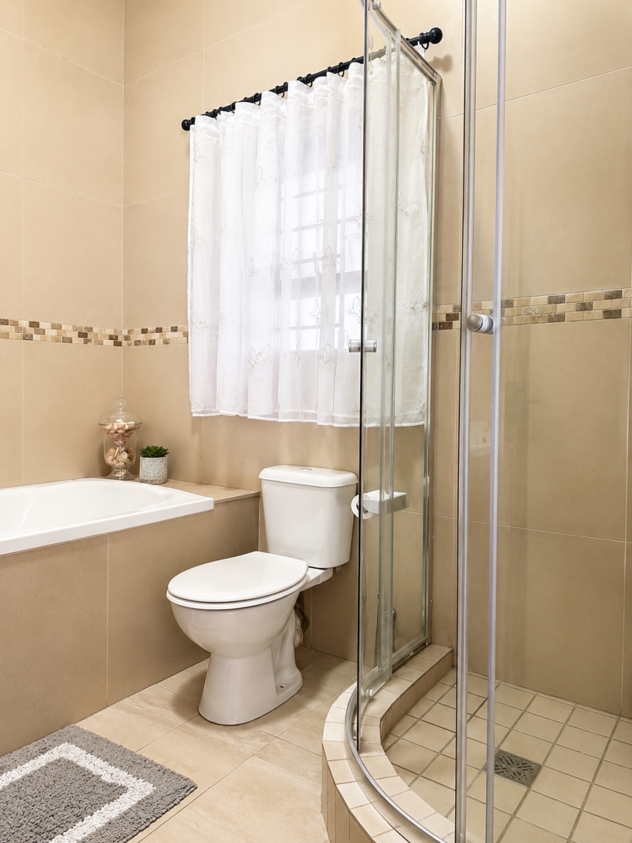 To Let 3 Bedroom Property for Rent in Burgundy Estate Western Cape